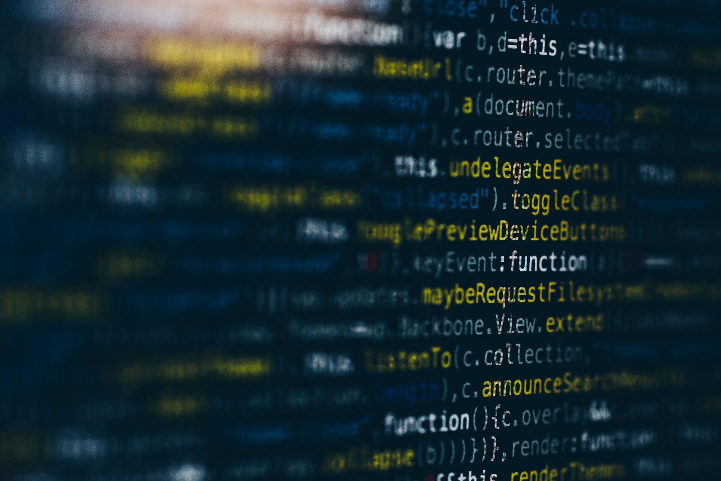 Prestandaövervakning av energieffektiva kyl- och värmepumpsystem från Enrad med naturliga köldmedier.